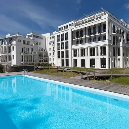 Lands End First Sellin 33 Apartment